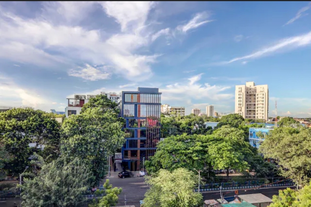 hotel near british embassy kolkata